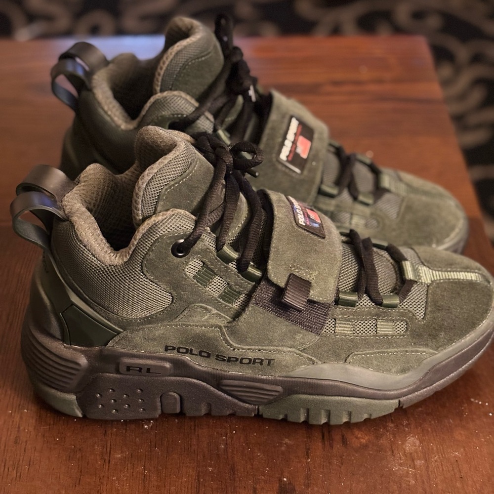 MEN Polo Ralph Lauren PS100 high-top sneakers in rifle green Sueded